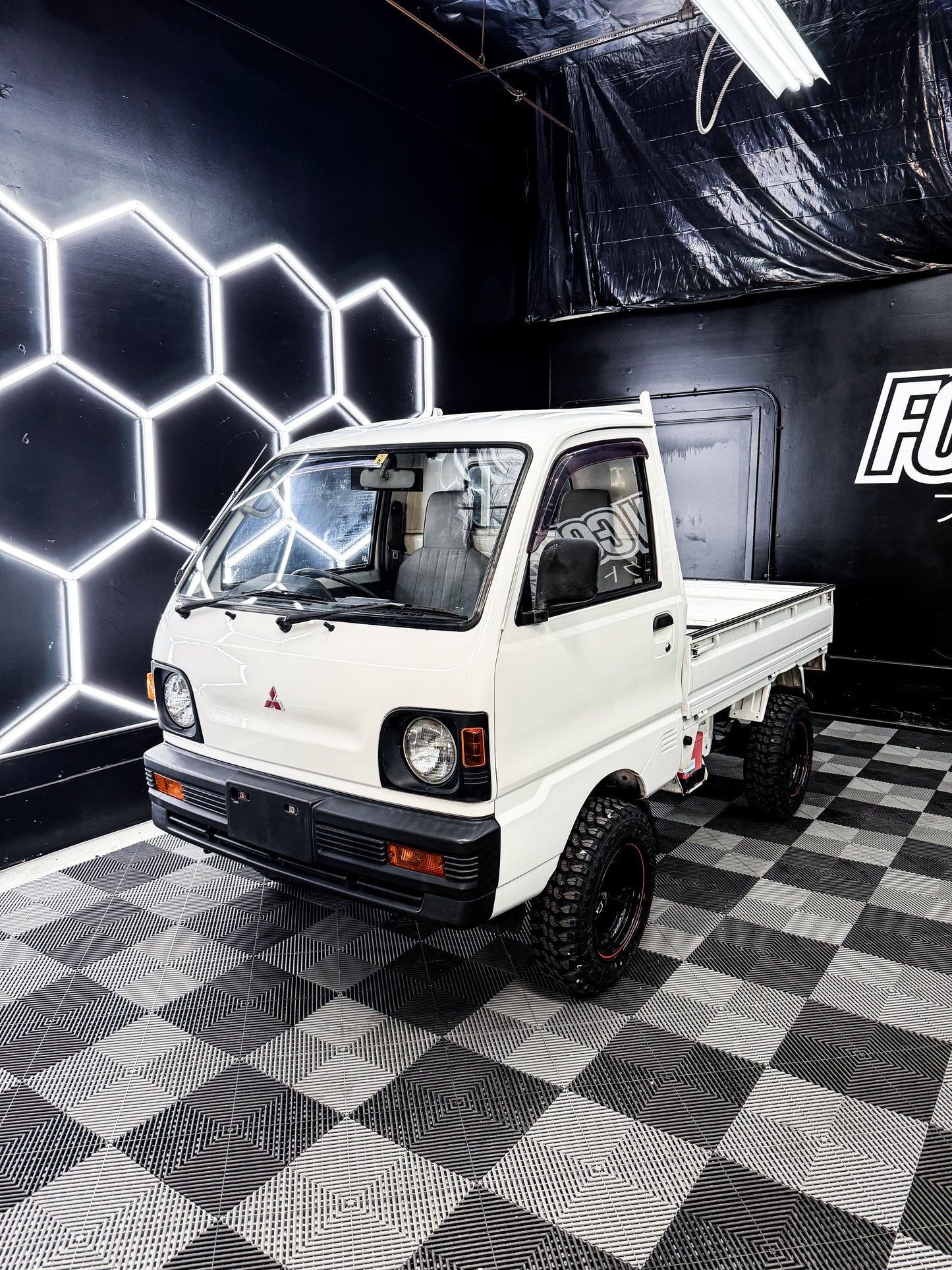 1991 Mitsubishi Minicab Dump Truck 4WD Only 31K Miles