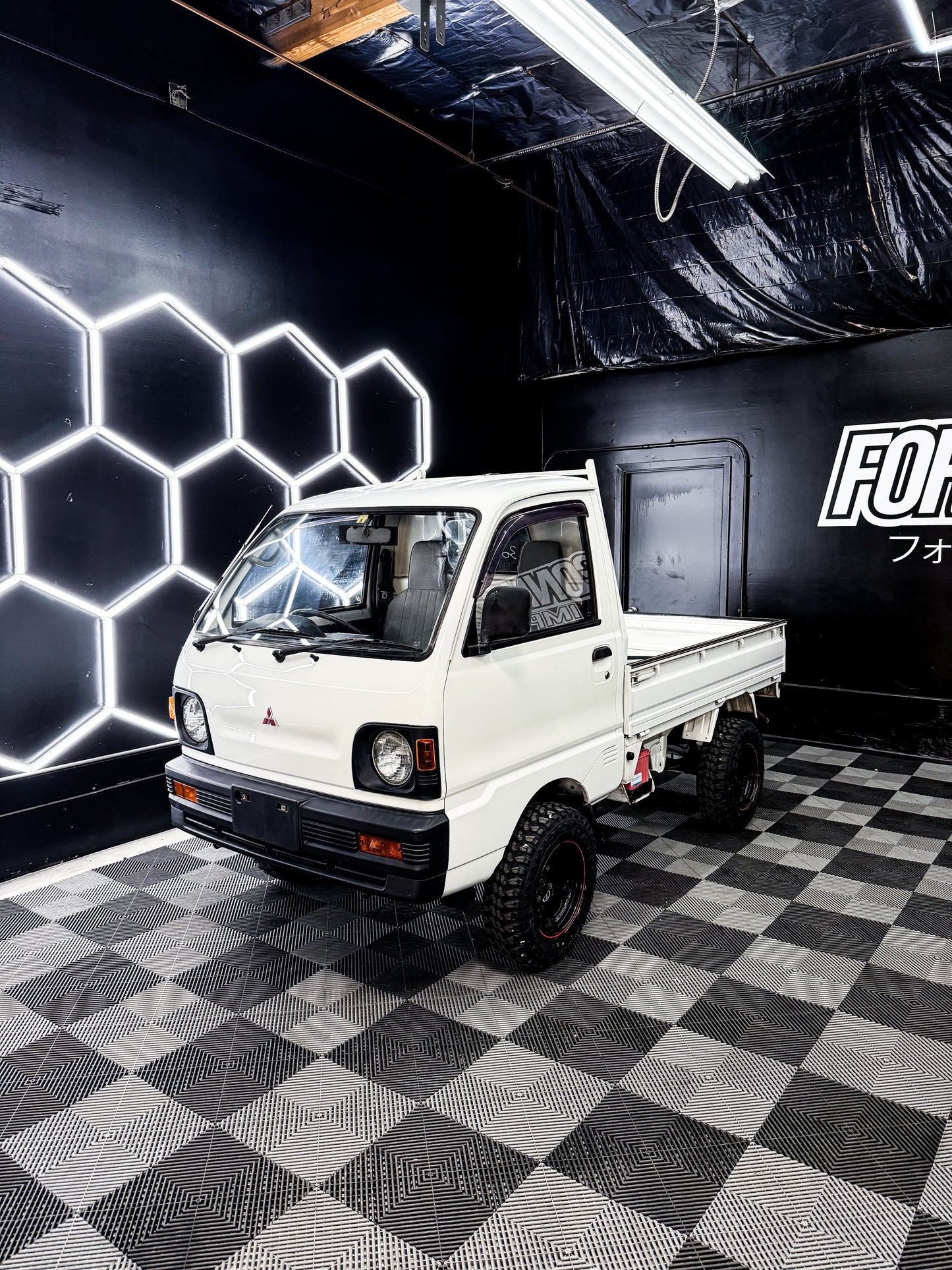 1991 Mitsubishi Minicab Dump Truck 4WD Only 31K Miles