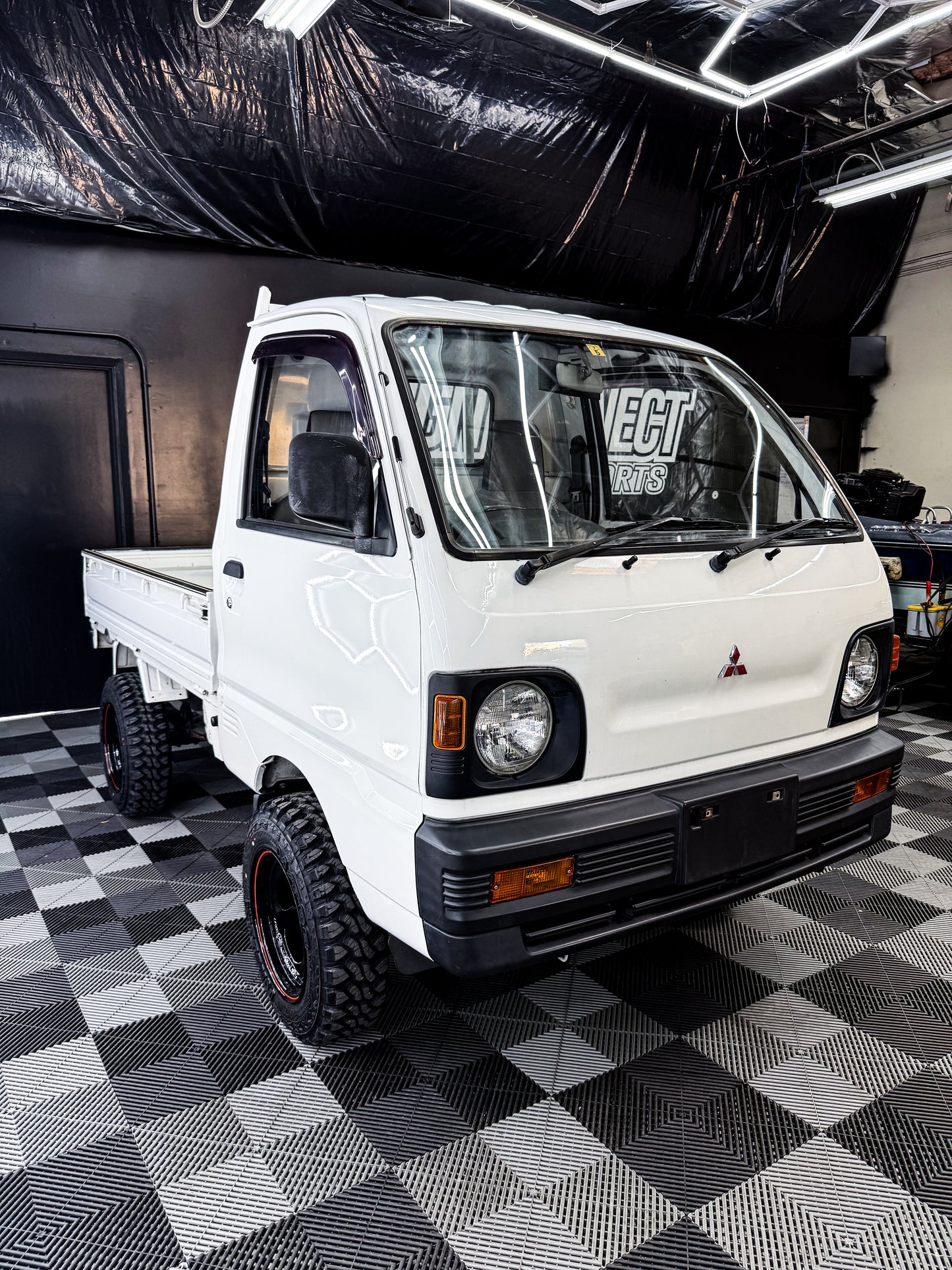 1991 Mitsubishi Minicab Dump Truck 4WD Only 31K Miles