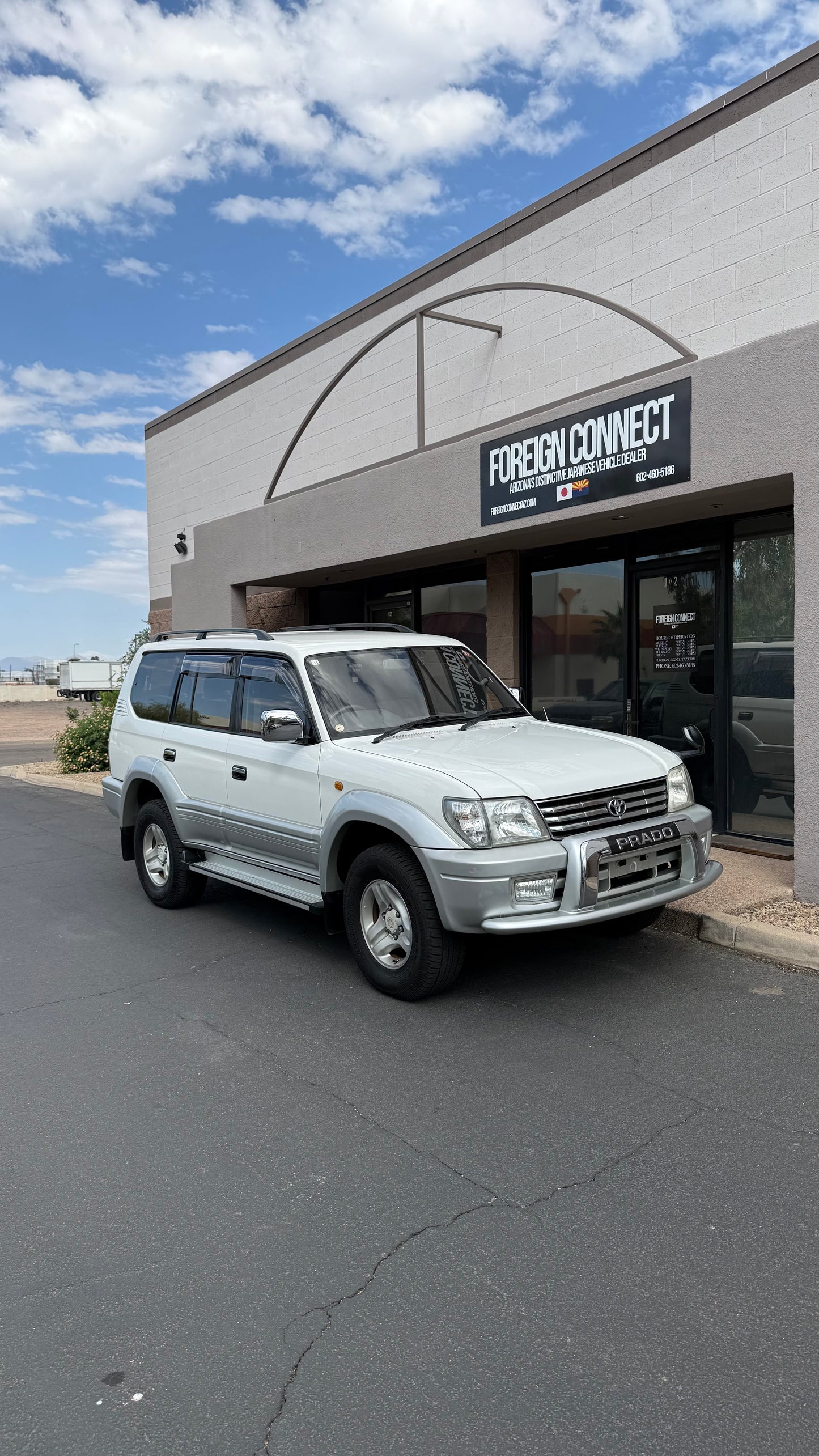 White Land Cruiser Prado 90 Series — Intercooled turbo diesel