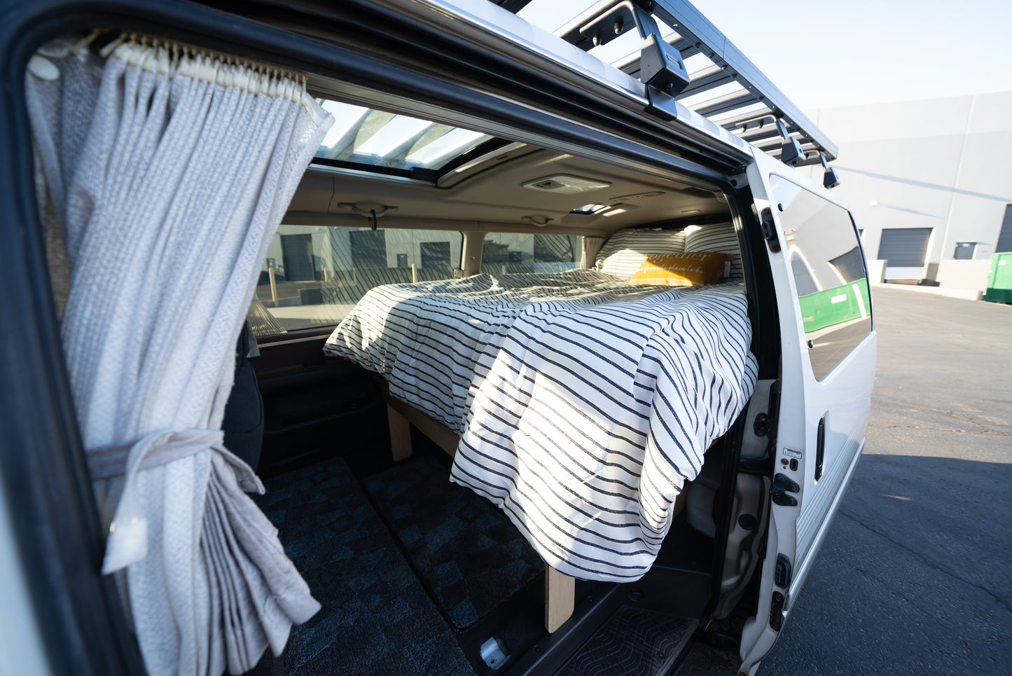 1997 Toyota Hiace Living Saloon EX — 1KZ Turbo Diesel 🇯🇵