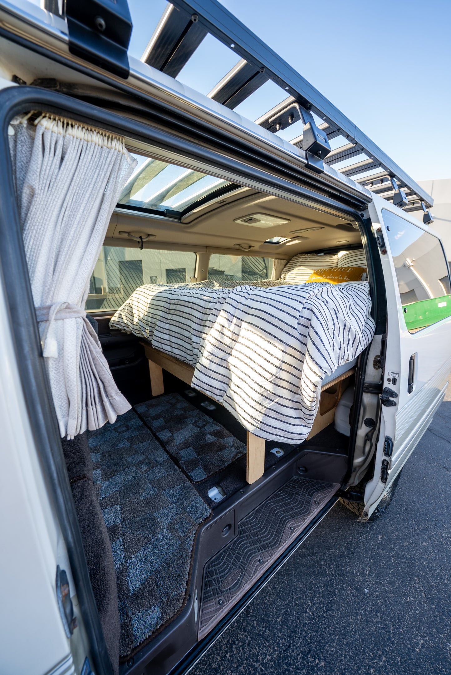 1997 Toyota Hiace Living Saloon EX — 1KZ Turbo Diesel 🇯🇵