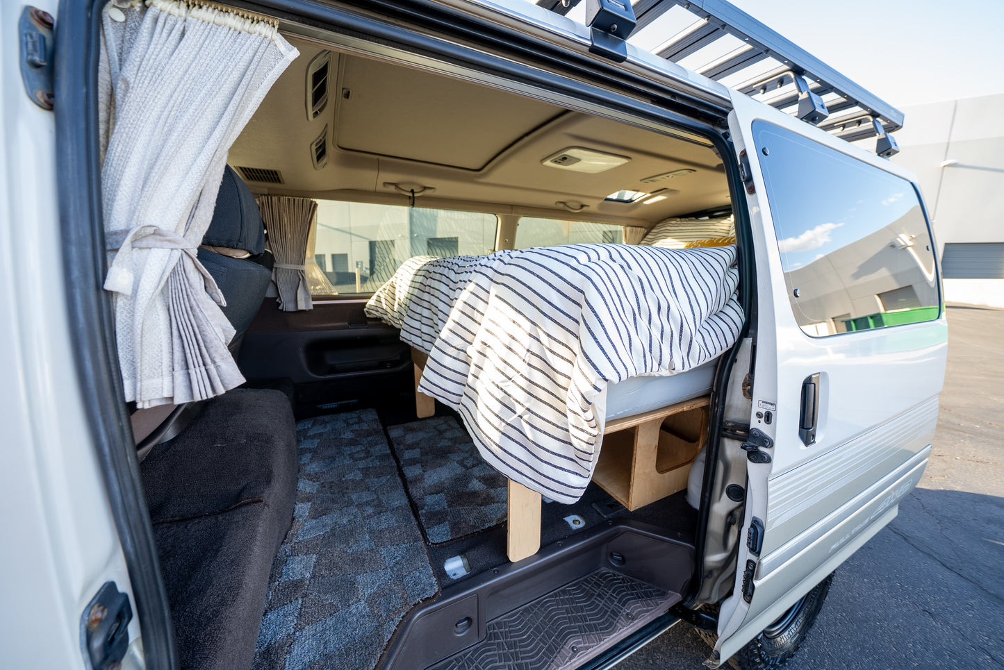 1997 Toyota Hiace Living Saloon EX — 1KZ Turbo Diesel 🇯🇵