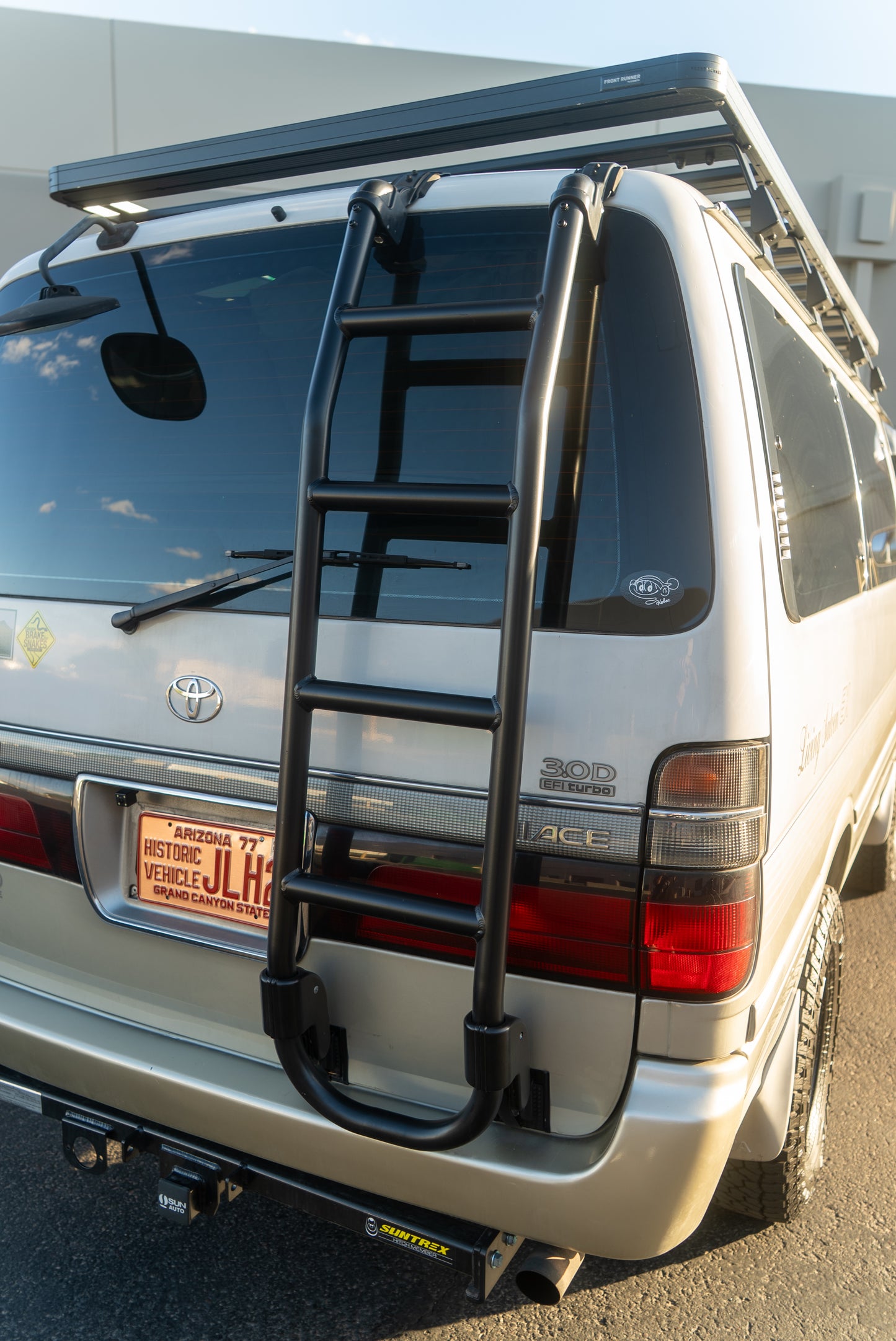 1997 Toyota Hiace Living Saloon EX — 1KZ Turbo Diesel 🇯🇵