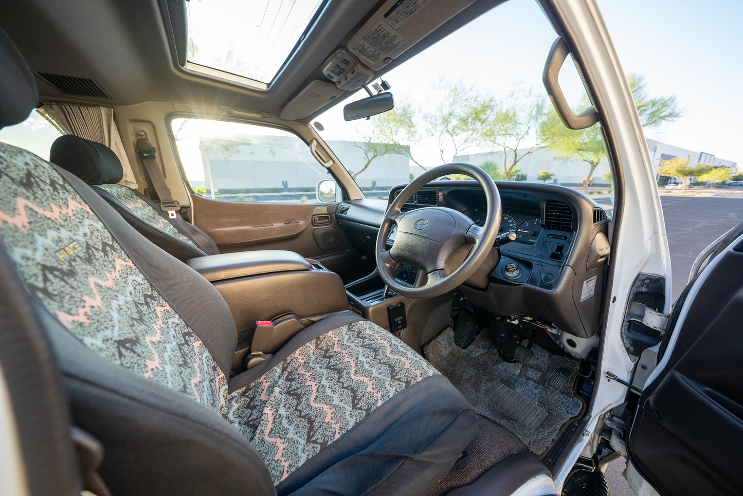 1997 Toyota Hiace Living Saloon EX — 1KZ Turbo Diesel 🇯🇵
