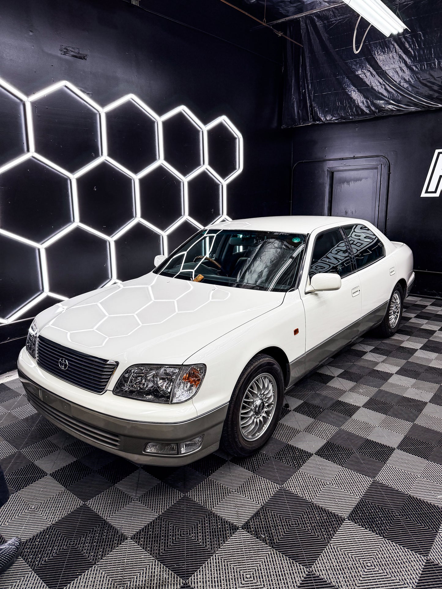 1999 Toyota Celsior 10th Anniversary Special Edition