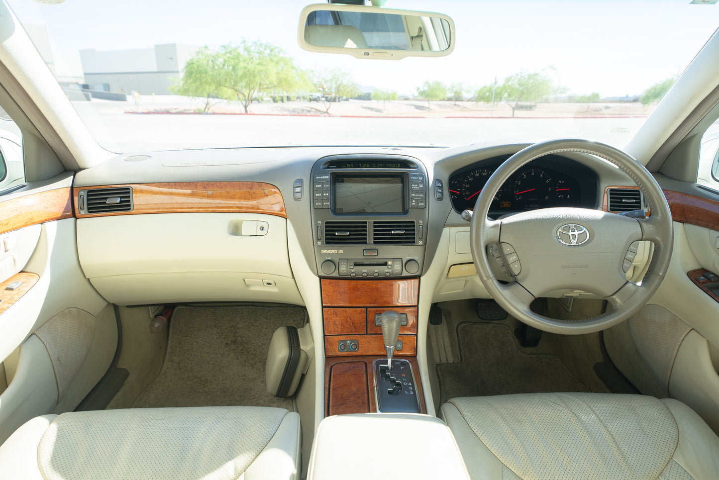 2000 Toyota Celsior UCF31 Type C