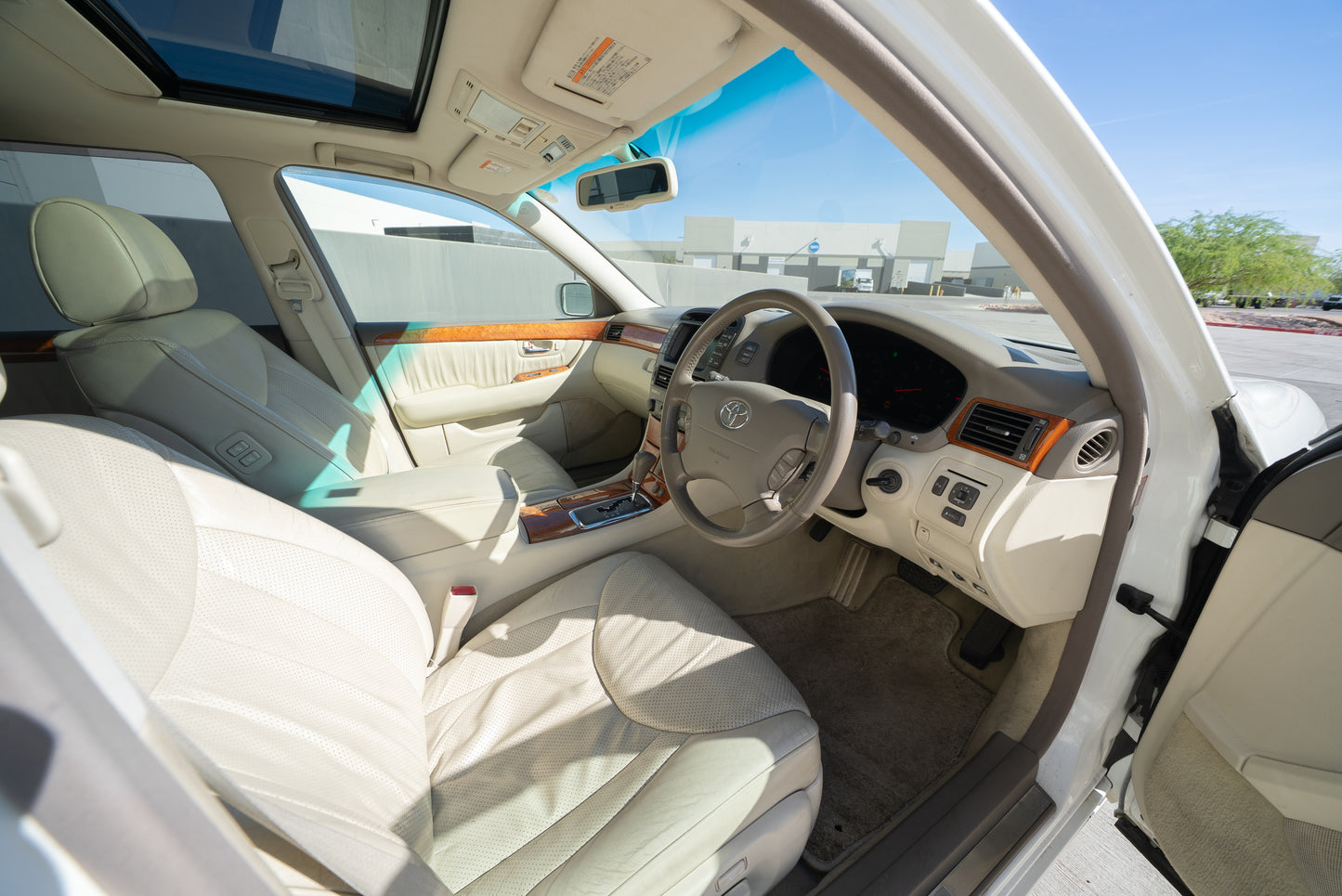 2000 Toyota Celsior UCF31 Type C