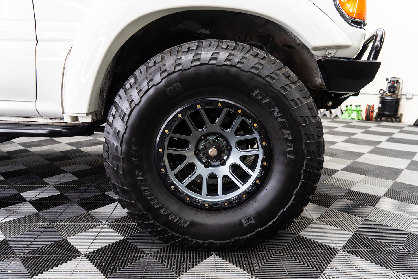 USDM 1994 Toyota Land Cruiser 80 Series